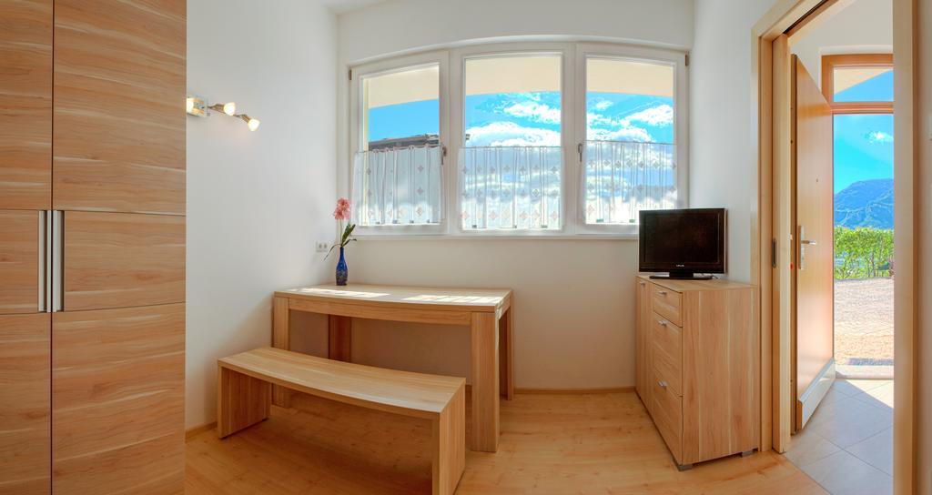 Weifnerhof Villa Termeno Bagian luar foto